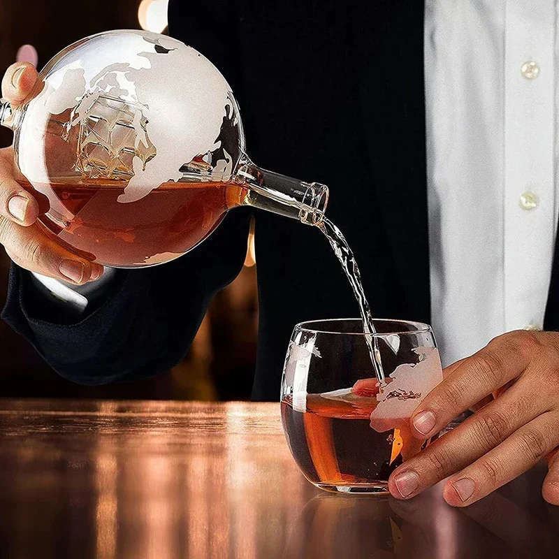 Decanter Globe Set - Conjunto de Decantador de Whisky Globe