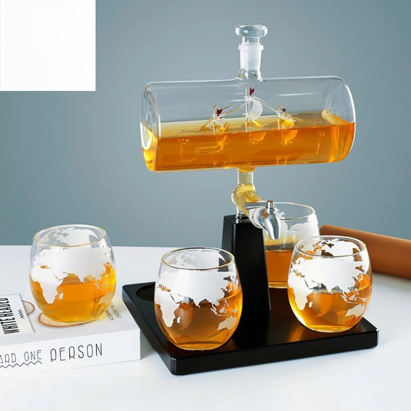 Decantador de uísque com forma - Decanter Globe Set avaliação e preço